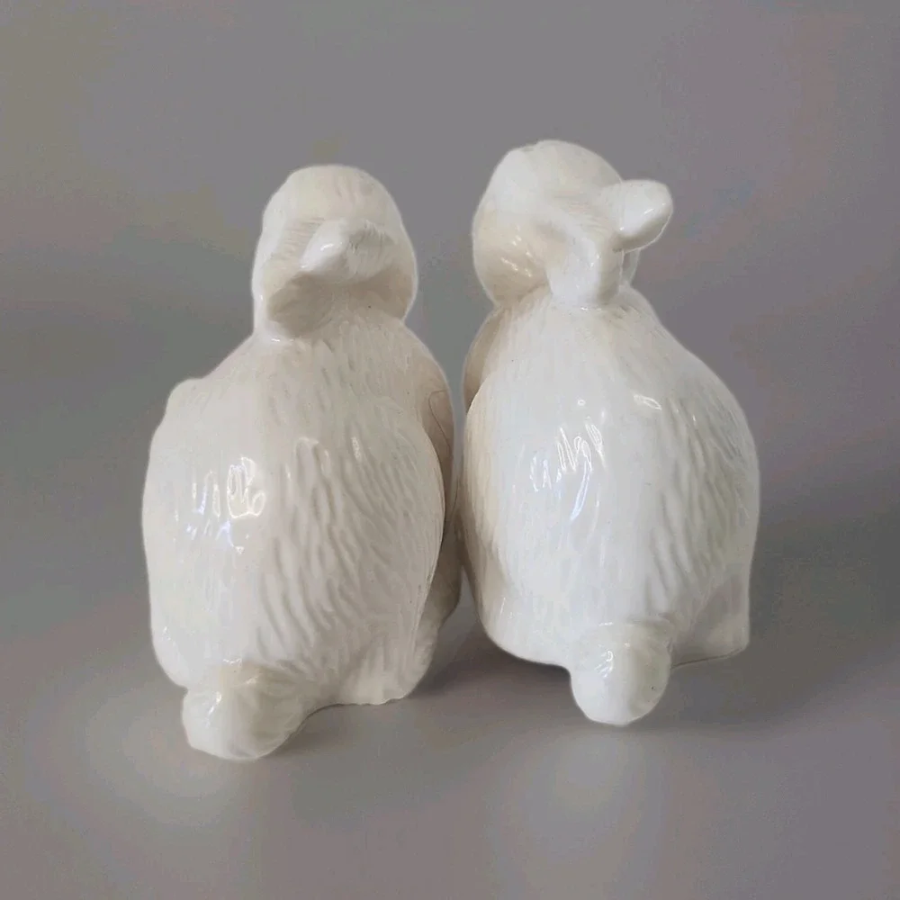 Vintage 1980s White Ceramic Bunny Rabbit Salt Pepper Shakers Crouching Easter 5